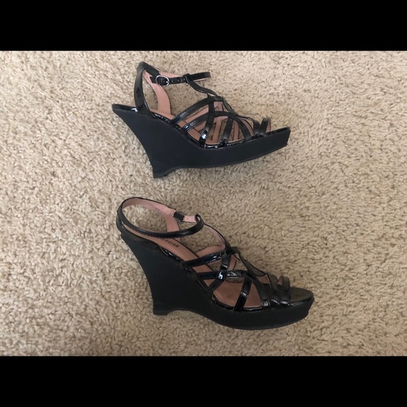 Black leather wedges - Picture 3 of 5